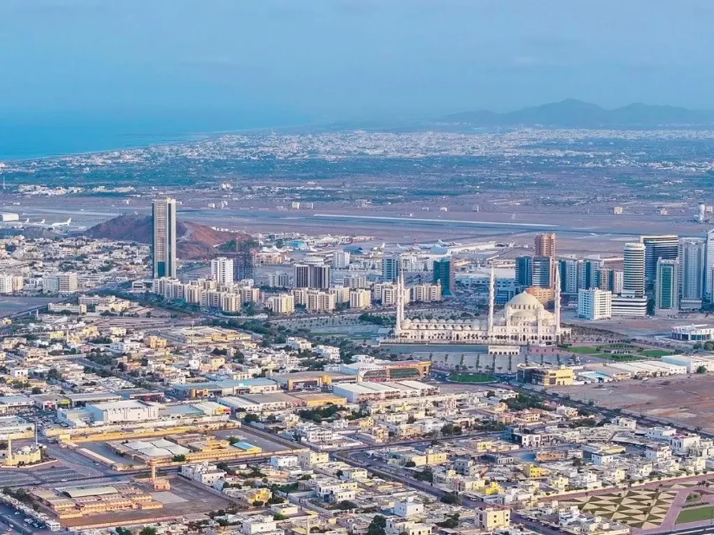 kota-fujairah-keindahan-dan-potensi-ekonomi-di-pantai-timur