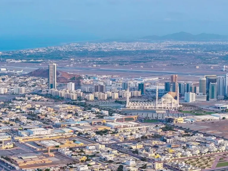 kota-fujairah-keindahan-dan-potensi-ekonomi-di-pantai-timur
