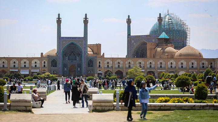kota-khondab-kota-bersejarah-dan-pusat-budaya-iran