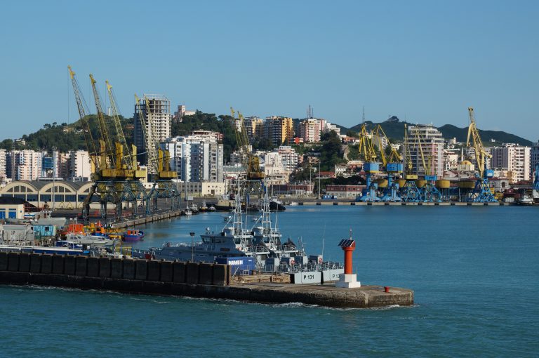 kota-durres-pelabuhan-bersejarah-dan-pusat-kebudayaan-albania
