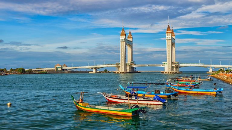 kota-kuala-terengganu-pesona-budaya-dan-keindahan-pesisir