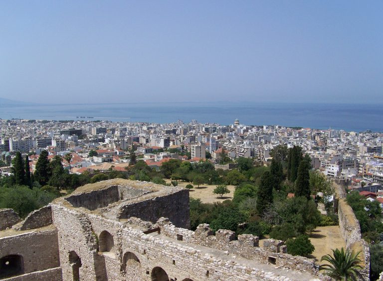kota-patras-sejarah-budaya-dan-keunikan-kota-di-indonesia