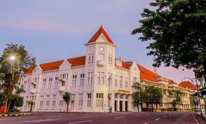 kota-patras-sejarah-budaya-dan-keunikan-kota-di-indonesia