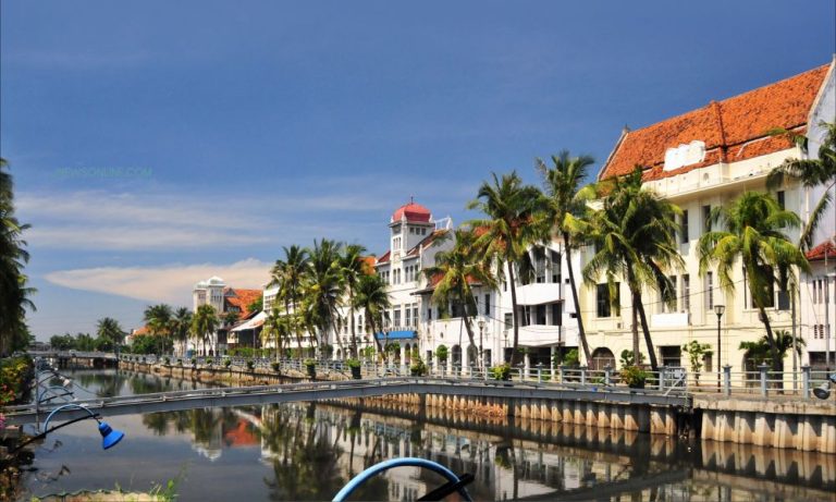 kota-aksay-kota-bersejarah-dan-pusat-budaya-di-indonesia