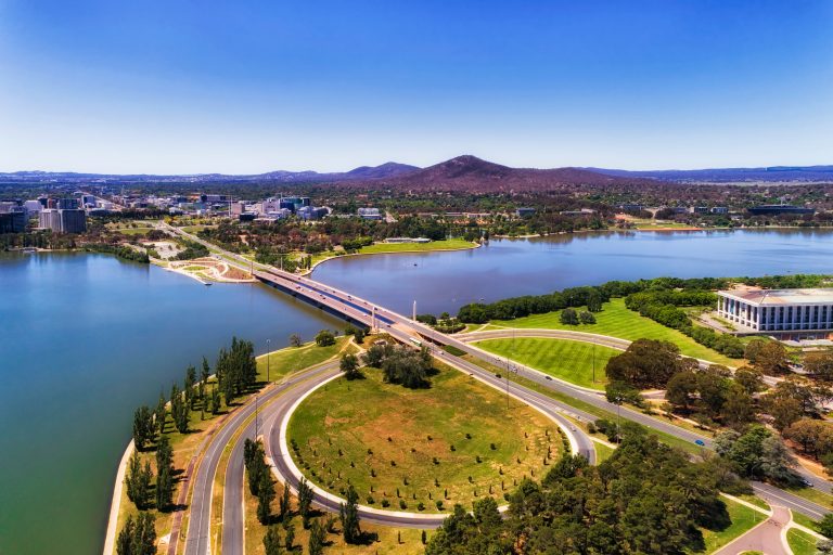 kota-canberra-ibukota-australia-yang-modern-dan-bersejarah